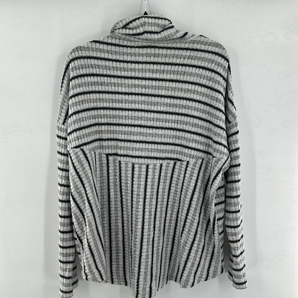 Anthropologie Saturday Sunday Pippa Hacci Turtleneck Grey Striped Small - Picture 6 of 7